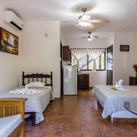Moonshine Hotel Πλάγια Ντελ Κάρμεν Εξωτερικό φωτογραφία