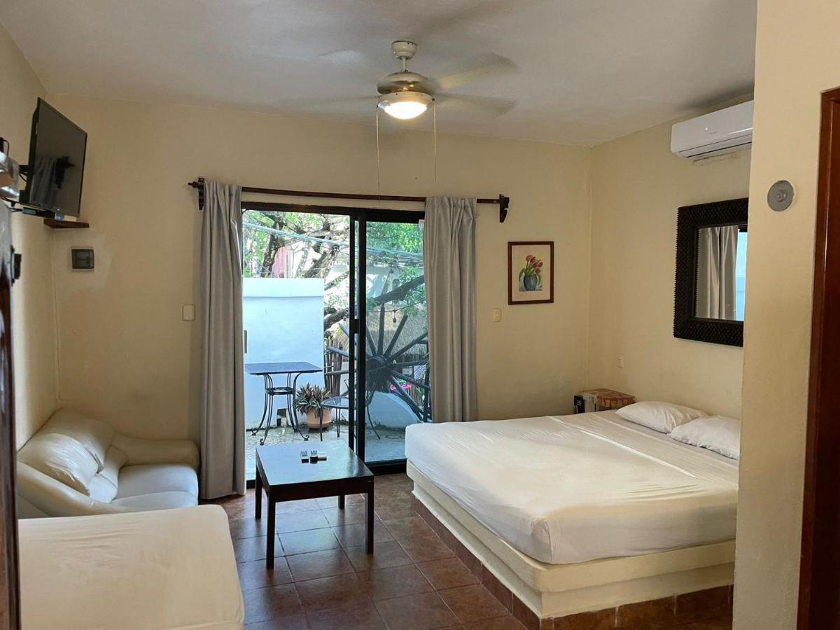 Moonshine Hotel Πλάγια Ντελ Κάρμεν Εξωτερικό φωτογραφία