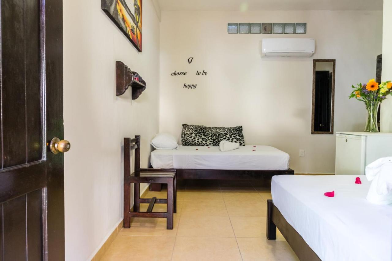 Moonshine Hotel Πλάγια Ντελ Κάρμεν Εξωτερικό φωτογραφία