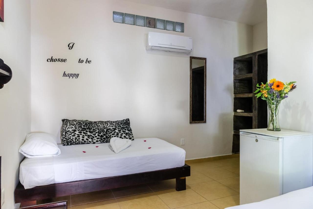 Moonshine Hotel Πλάγια Ντελ Κάρμεν Εξωτερικό φωτογραφία